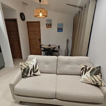 Апартаменты Chez Tom Et Yas