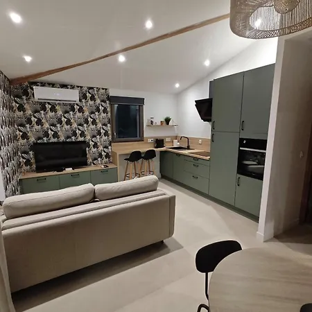 Chez Tom Et Yas Апартаменты *